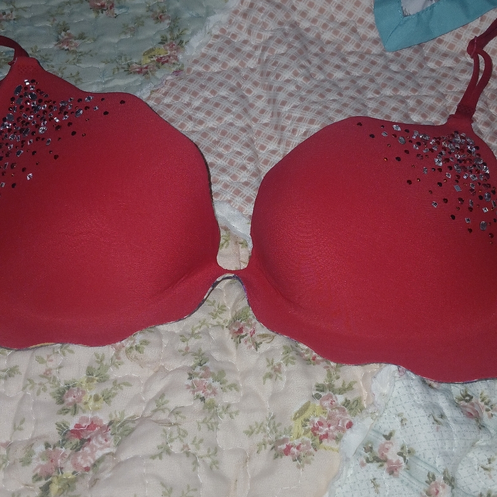 Victoria's Secret bra